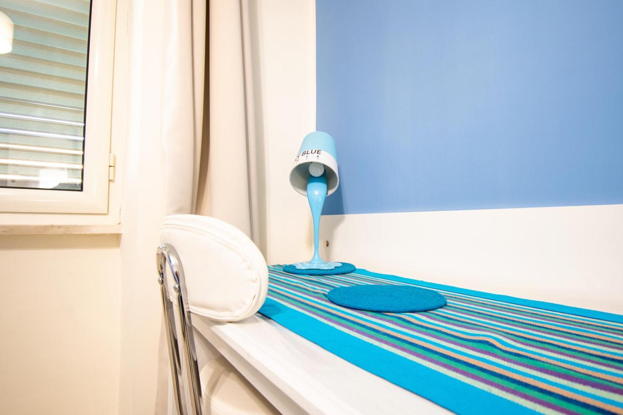 Color House Hotel Napoli Bagian luar foto